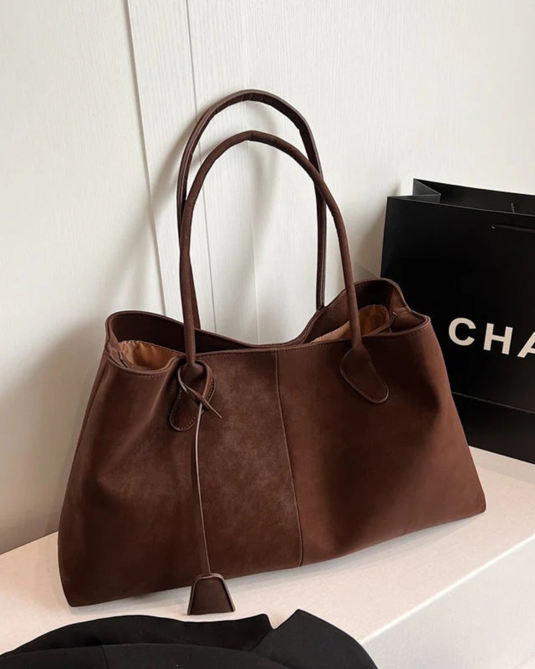 Mara Tote | Stilvolle Begleitung für Beruf & Freizeit